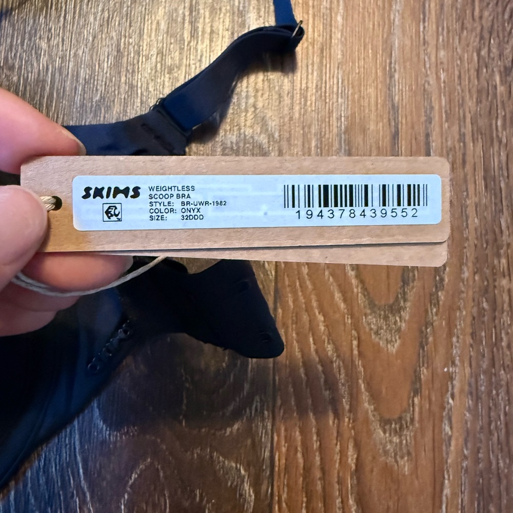 NWT SKIMS Black Underwire Bra - Picture 2 of 4